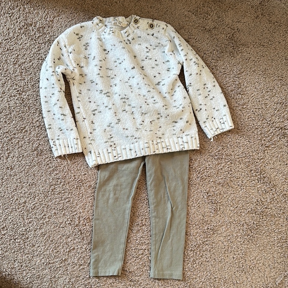 Jessica Simpson toddler sweater and leggings